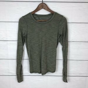 Lululemon Beat The Heat Long Sleeve Size 4